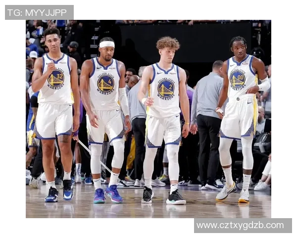 库里盛赞穆迪三分球能力称其不在乎命中率投篮毫无压力 库里盛赞穆迪三分球能力称其不在乎命中率投篮毫无压力